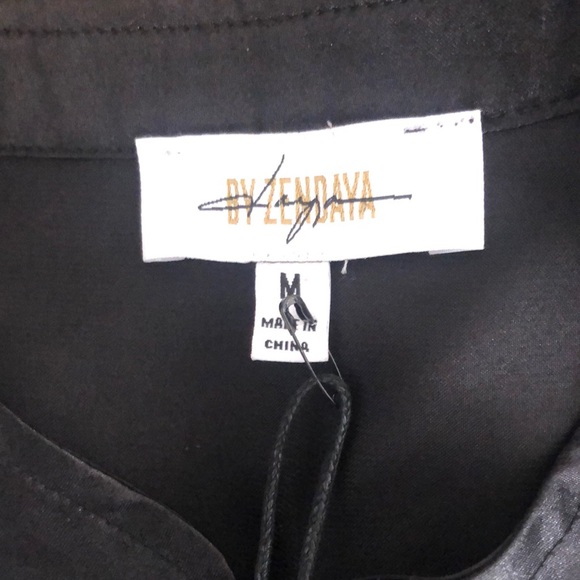 NWT Daya by Zendaya Black Soft Embroidered Zip Jacket   M - Picture 4 of 6